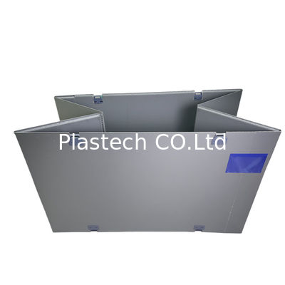 Envases con manga de 1600x1145x1067 mm con palets apilados en contenedores de plástico de envío