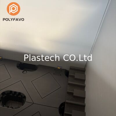 Caja de Paleta Plegable con Revestimiento de EVA, Diseño de Empalme de Dos Paneles de Coaming Tipo C, Caja de Manga Plegable con Base de Paleta de Plástico
